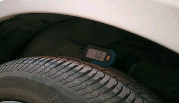 2017 Maruti Swift VXI, Petrol, Manual, 7,821 km, tyre