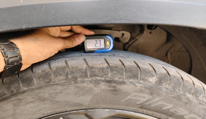 2021 KIA SELTOS HTK PLUS 1.5 DIESEL, Diesel, Manual, 1,63,046 km, tyre