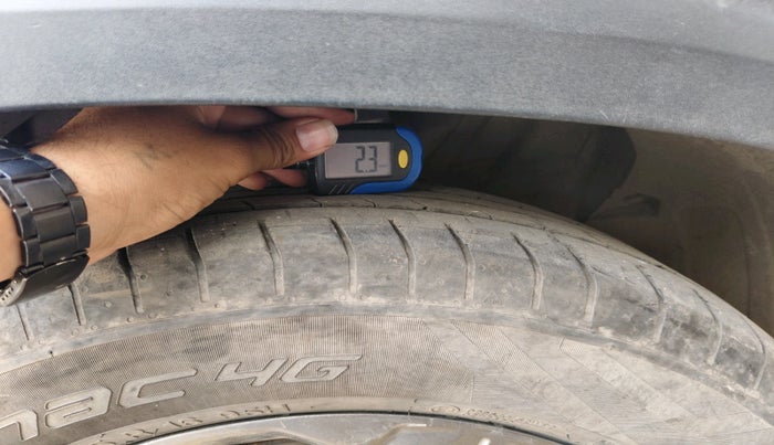 2021 KIA SELTOS HTK PLUS 1.5 DIESEL, Diesel, Manual, 1,63,046 km, tyre