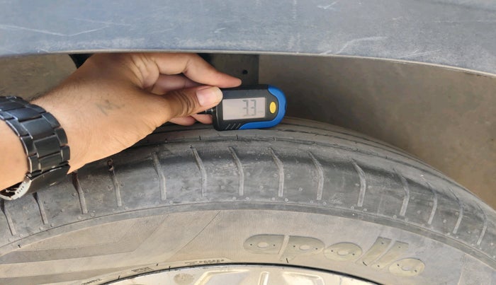 2021 KIA SELTOS HTK PLUS 1.5 DIESEL, Diesel, Manual, 1,63,046 km, tyre