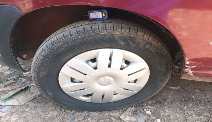 2011 Maruti Alto LX, Petrol, Manual, 70,610 km, tyre