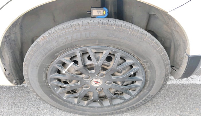 2016 Maruti Swift Dzire VDI ABS, Diesel, Manual, 95,857 km, tyre