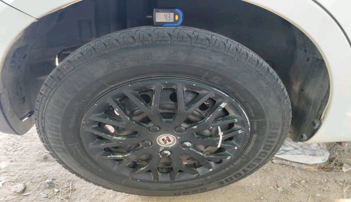 2016 Maruti Swift Dzire VDI ABS, Diesel, Manual, 95,857 km, tyre