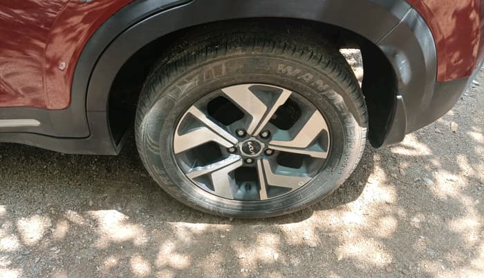 2022 KIA SONET HTX 1.0 IMT, Petrol, Manual, 9,677 km, tyre
