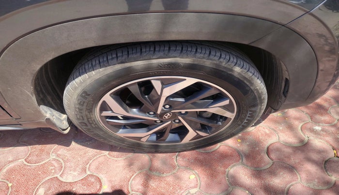 2021 Hyundai Creta SX (O) AT 1.5 DIESEL, Diesel, Automatic, 1,05,129 km, tyre