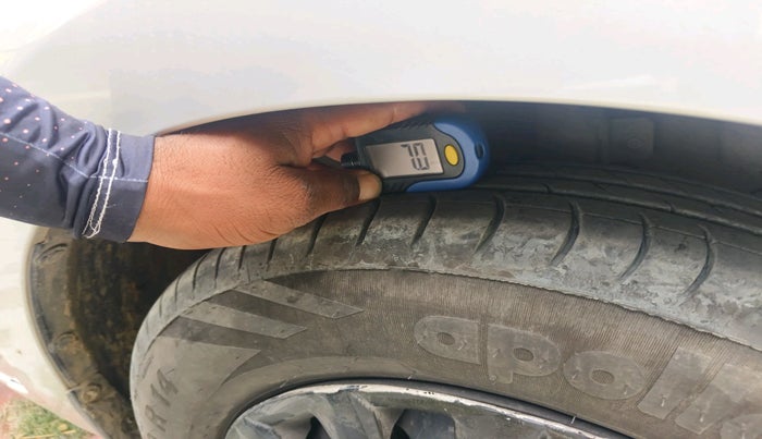 2018 Maruti Swift VXI, Petrol, Manual, 58,753 km, tyre