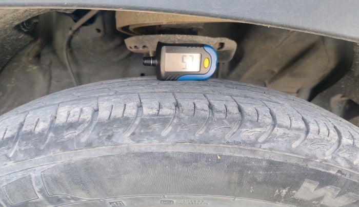 2024 Hyundai Creta E 1.5 PETROL, Petrol, Manual, 19,013 km, tyre