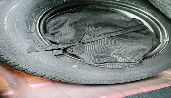 2021 Tata ALTROZ XZ PETROL, Petrol, Manual, 41,119 km, tyre