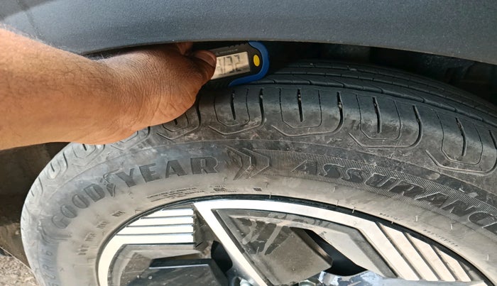 2024 Tata NEXON FEARLESS + S P MT, Petrol, Manual, 15,447 km, tyre