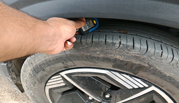 2024 Tata NEXON FEARLESS + S P MT, Petrol, Manual, 15,447 km, tyre