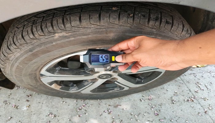 2022 Tata NEXON XZA PLUS (HS) PETROL, Petrol, Automatic, 12,464 km, tyre