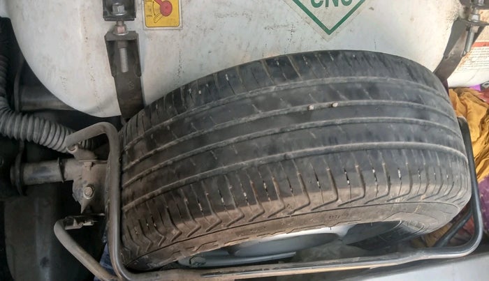 2021 Maruti New Wagon-R LXI CNG (O) 1.0, CNG, Manual, 1,25,705 km, tyre