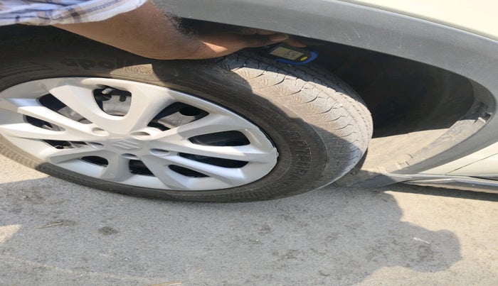 2023 Maruti Grand Vitara SIGMA SMART HYBRID, Petrol, Manual, 19,301 km, tyre