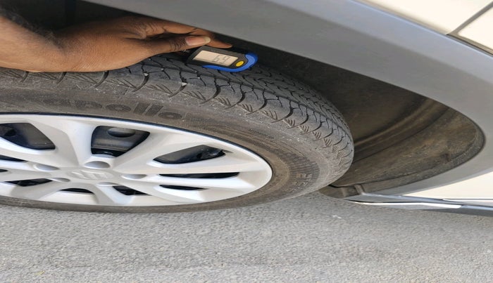 2023 Maruti Grand Vitara SIGMA SMART HYBRID, Petrol, Manual, 19,301 km, tyre