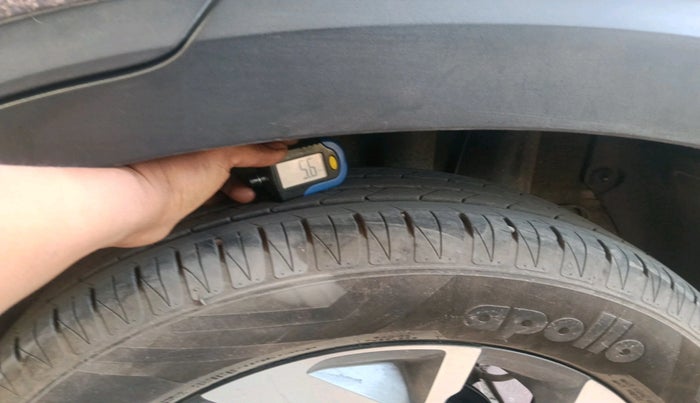 2022 KIA SONET GTX PLUS 1.5 AT, Diesel, Automatic, 1,28,172 km, tyre