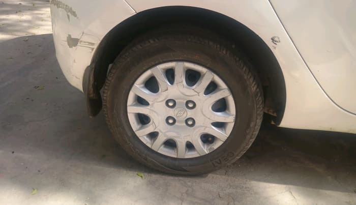 2011 Hyundai i20 MAGNA (O) 1.2, Petrol, Manual, 98,245 km, tyre