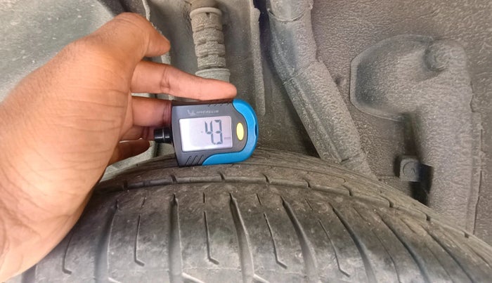 2016 Renault Duster 85 PS RXL 4X2 MT ADVENTURE EDITION, Diesel, Manual, 84,464 km, tyre