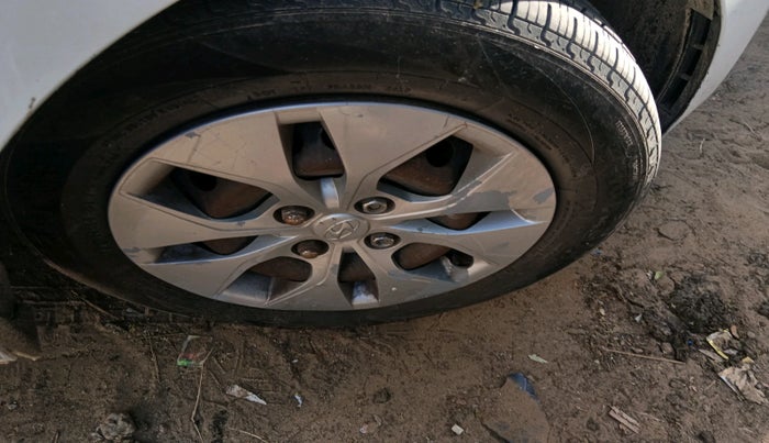 2018 Hyundai Xcent S 1.2 CRDI, Diesel, Manual, 1,07,545 km, tyre