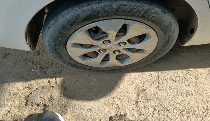 2018 Hyundai Xcent S 1.2 CRDI, Diesel, Manual, 1,07,545 km, tyre