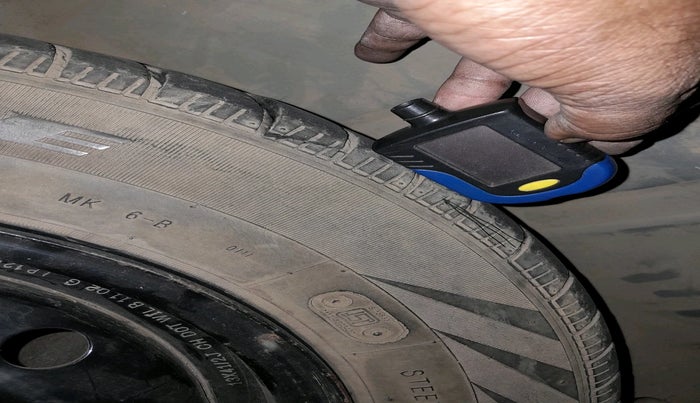 2011 Maruti A Star VXI, Petrol, Manual, 44,746 km, tyre