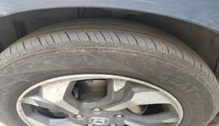 2016 Honda BR-V 1.5L I- DTEC V, Diesel, Manual, 1,67,490 km, tyre