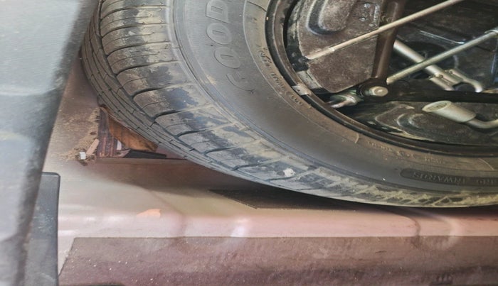 2018 Tata NEXON XZ PLUS PETROL, Petrol, Manual, 43,086 km, tyre