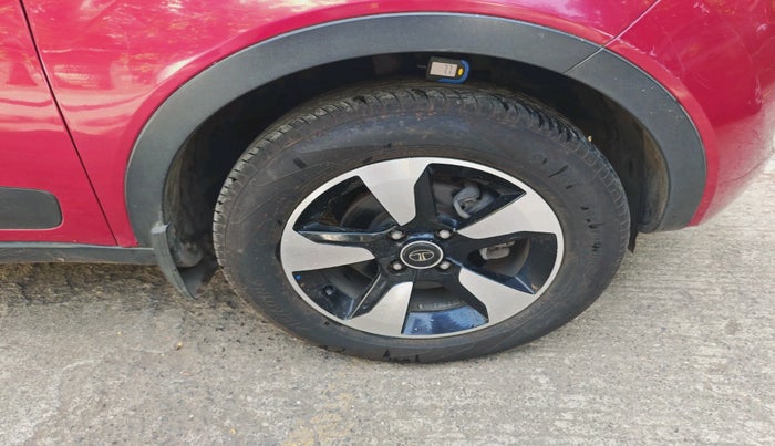 2018 Tata NEXON XZ PLUS PETROL, Petrol, Manual, 43,086 km, tyre