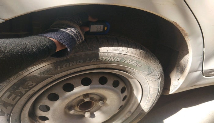 2016 Maruti Swift LXI, Petrol, Manual, 94,413 km, tyre