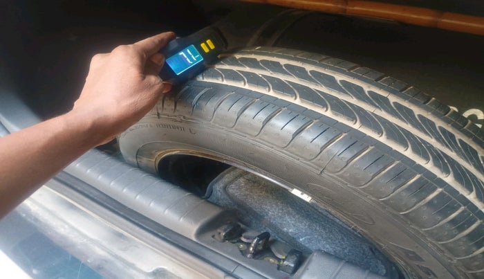 2022 Hyundai GRAND I10 NIOS SPORTZ 1.2 KAPPA VTVT, CNG, Manual, 1,31,618 km, tyre