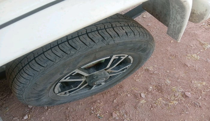 2021 Mahindra Bolero B6 (O), Diesel, Manual, 26,191 km, tyre