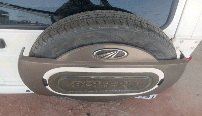 2021 Mahindra Bolero B6 (O), Diesel, Manual, 26,191 km, tyre