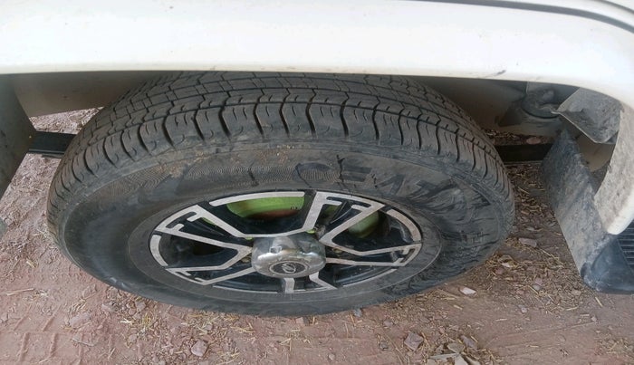 2021 Mahindra Bolero B6 (O), Diesel, Manual, 26,191 km, tyre