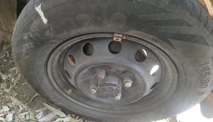 2013 Hyundai Eon D-LITE+, Petrol, Manual, 94,511 km, tyre