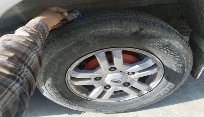 2013 Mahindra Scorpio VLX 2WD, Diesel, Manual, 82,774 km, tyre