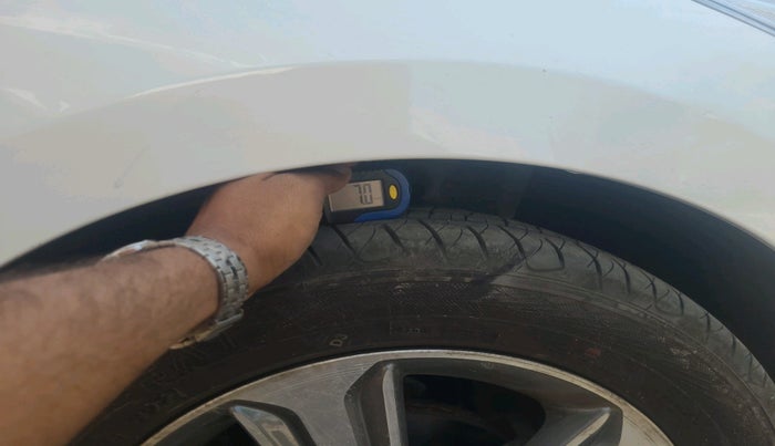 2019 Hyundai Verna 1.6 VTVT SX, Petrol, Manual, 1,00,211 km, tyre