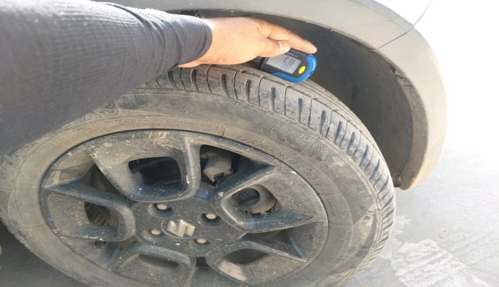 2019 Maruti IGNIS ZETA 1.2, Petrol, Manual, 73,876 km, tyre