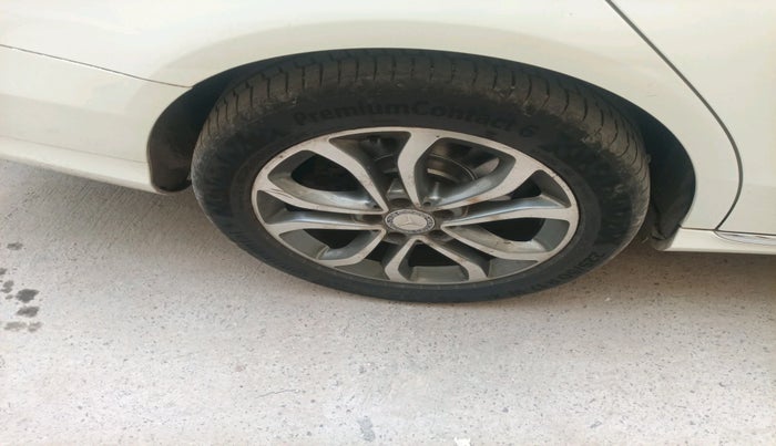 2016 Mercedes Benz C Class C 220 CDI AVANTGARDE, Diesel, Automatic, 90,584 km, tyre