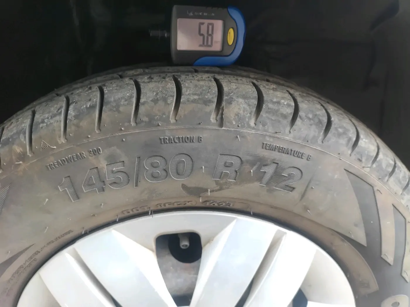 2015 Maruti Alto 800 VXI, Petrol, Manual, 51,601 km, tyre