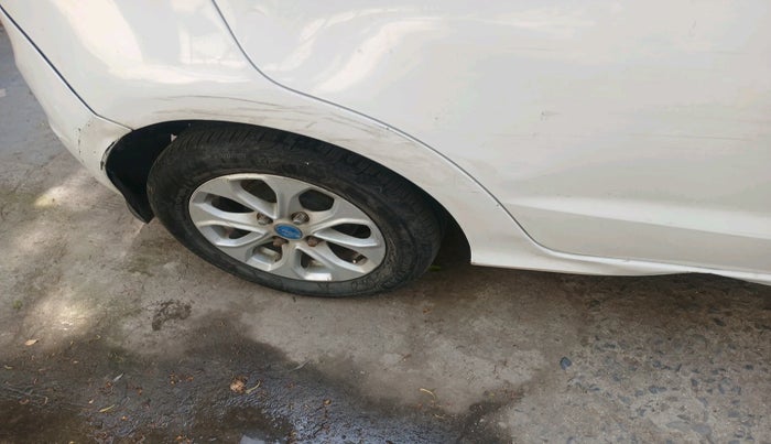 2015 Ford New Figo TITANIUM 1.5 PETROL AT, CNG, Automatic, 68,000 km, tyre