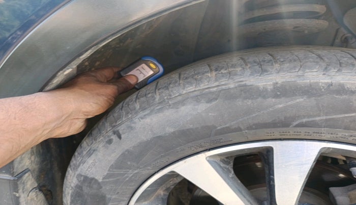 2019 Maruti S Cross DELTA 1.3, Diesel, Manual, 85,133 km, tyre