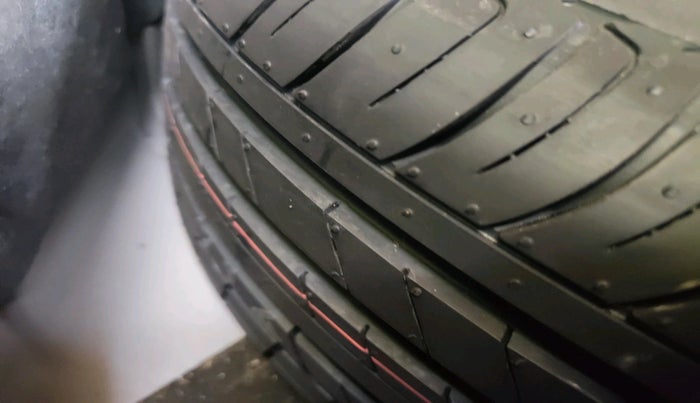 2023 Tata NEXON XZ Plus LUX, Petrol, Manual, 30,072 km, tyre