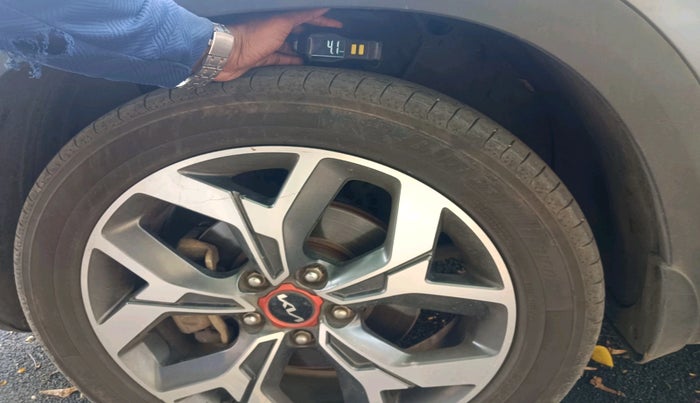 2022 KIA SELTOS X LINE 1.4 DCT, Petrol, Automatic, 82,940 km, tyre