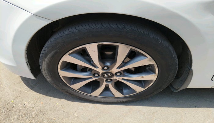 2016 Hyundai Verna 1.6 CRDI SX, Diesel, Manual, 90,893 km, tyre