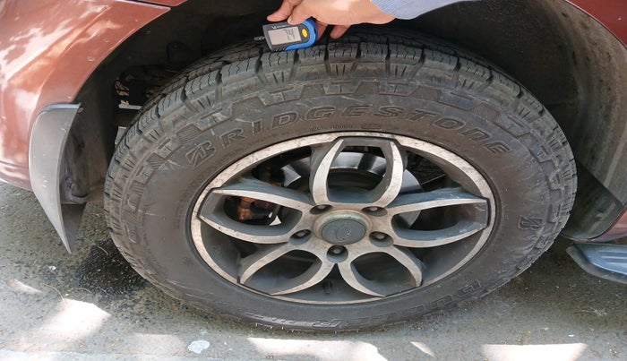 2019 Mahindra XUV500 W5, Diesel, Manual, 96,531 km, tyre