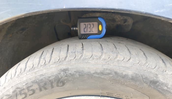 2019 Hyundai Verna 1.6 CRDI SX, Diesel, Manual, 1,73,560 km, tyre