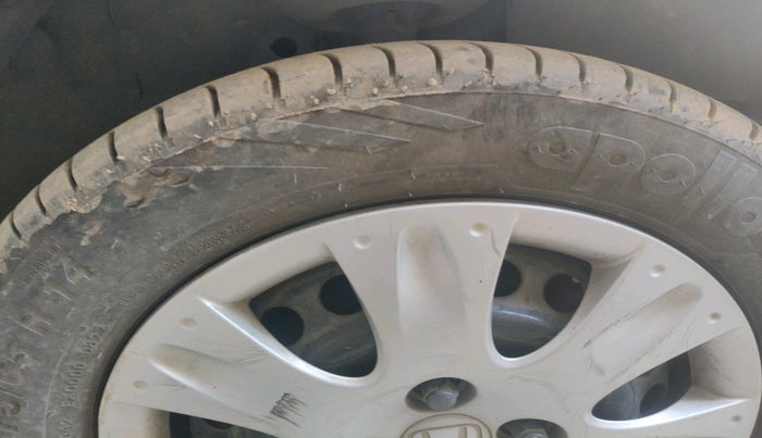 2012 Honda Brio S MT, Petrol, Manual, 57,877 km, tyre