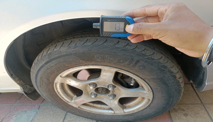 2003 Hyundai Accent GLS 1.6 ABS, Petrol, Manual, 59,033 km, tyre