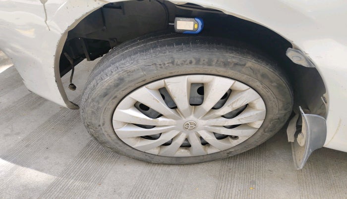 2014 Toyota Etios GD, Diesel, Manual, 2,52,280 km, tyre