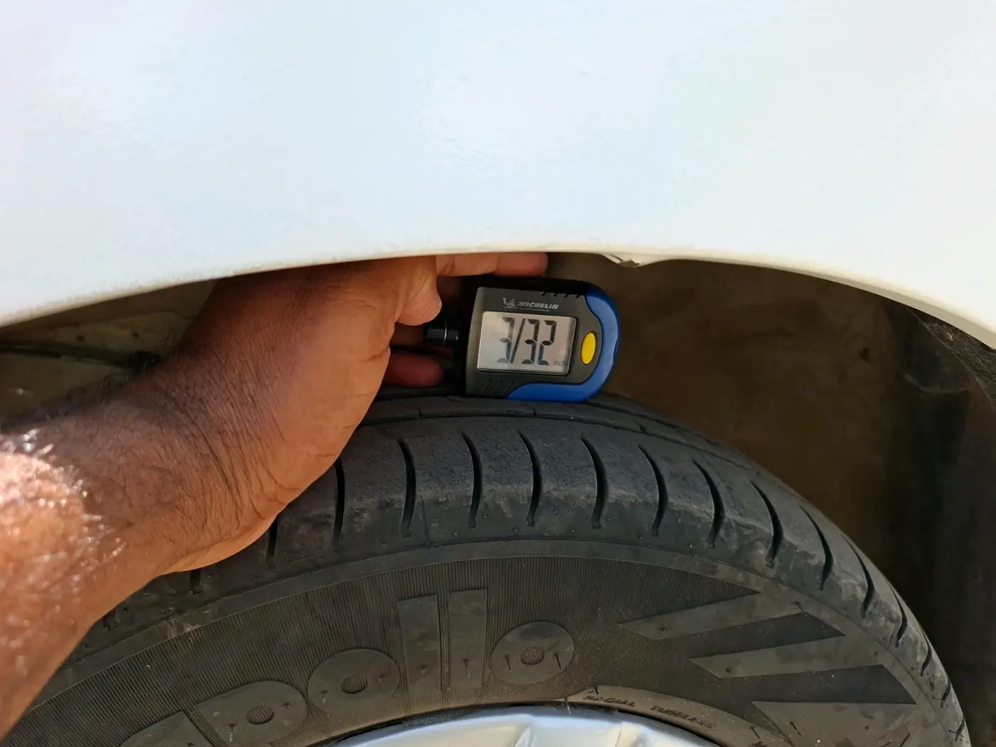 2022 Maruti Alto LXI O, Petrol, Manual, 28,716 km, tyre