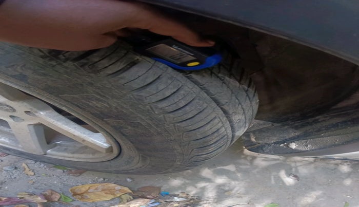 2016 Maruti Vitara Brezza VDI (O), Diesel, Manual, 56,437 km, tyre